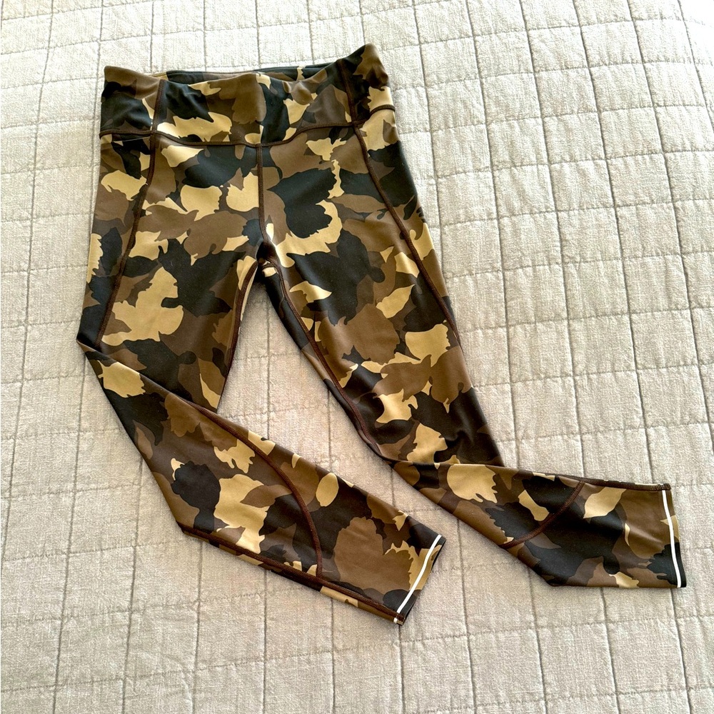 Women’s Athleta camouflage printleggings